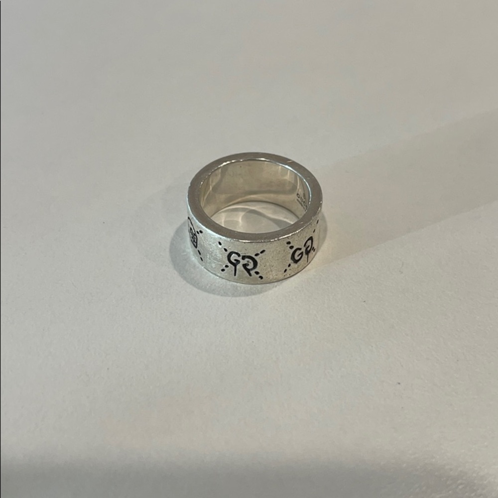 Authentic Gucci ghost ring in perfect condition